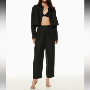 Aritzia Carrot Linen Pant